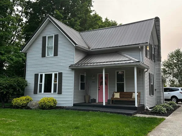 303 S Olive St, Wakarusa, IN 46573