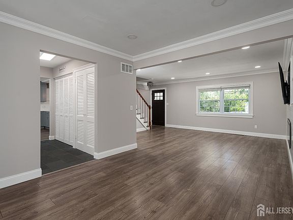 5th image of 65 Hastings Rd