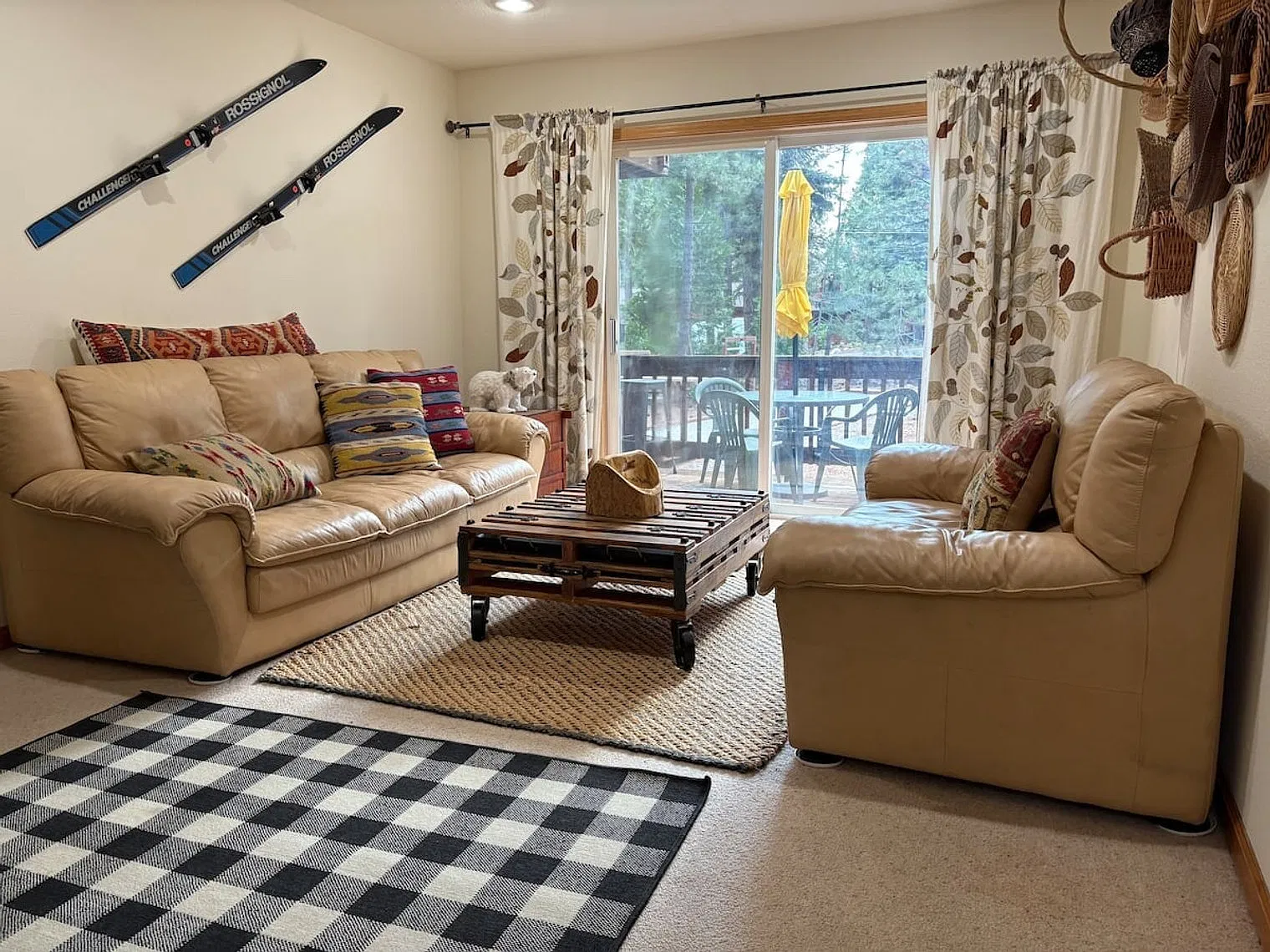 3 bed, 2.0 bath, $6,534 — Photo 4