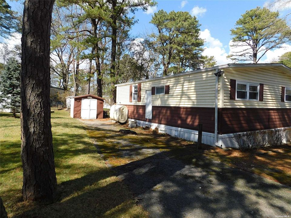 1st image of 525 Riverleigh Ave Unit 101
