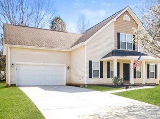 1304 Pearl Crescent Dr, Charlotte, NC 28216