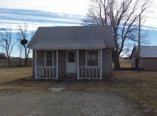 503 E Pine St, Blue Mound, KS 66010
