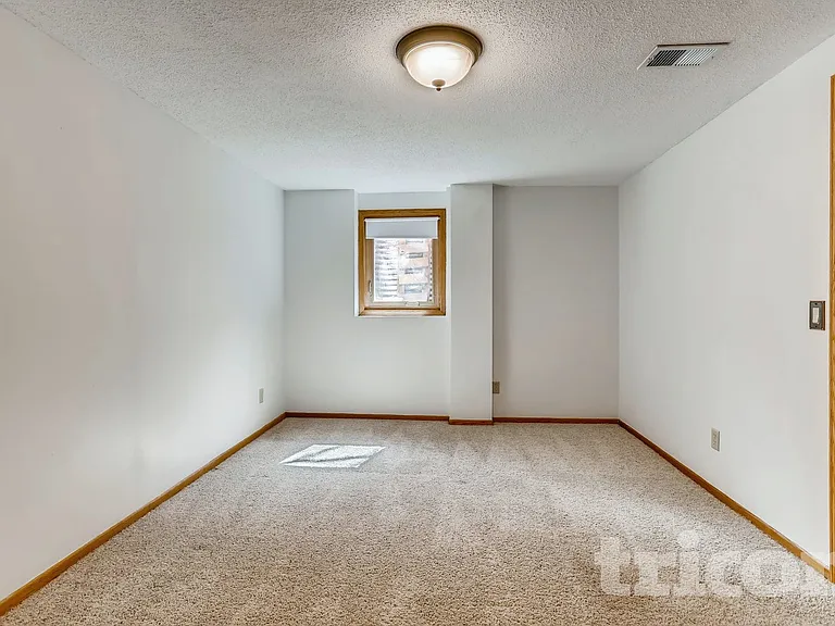 13509 Jay St NW — Photo 8