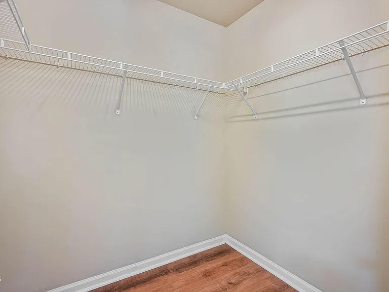 2120 Junewood Ln — Photo 28