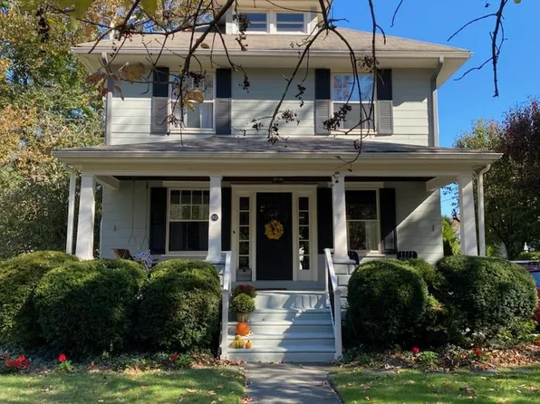 902 Highland Ave, Palmyra, NJ 08065