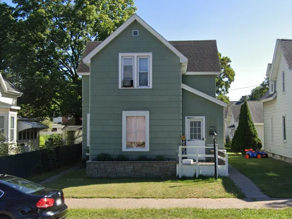 1306 Jackson St, La Crosse, WI 54601
