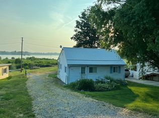 346 Edgewater Beach Blvd, Thornville, OH 43076