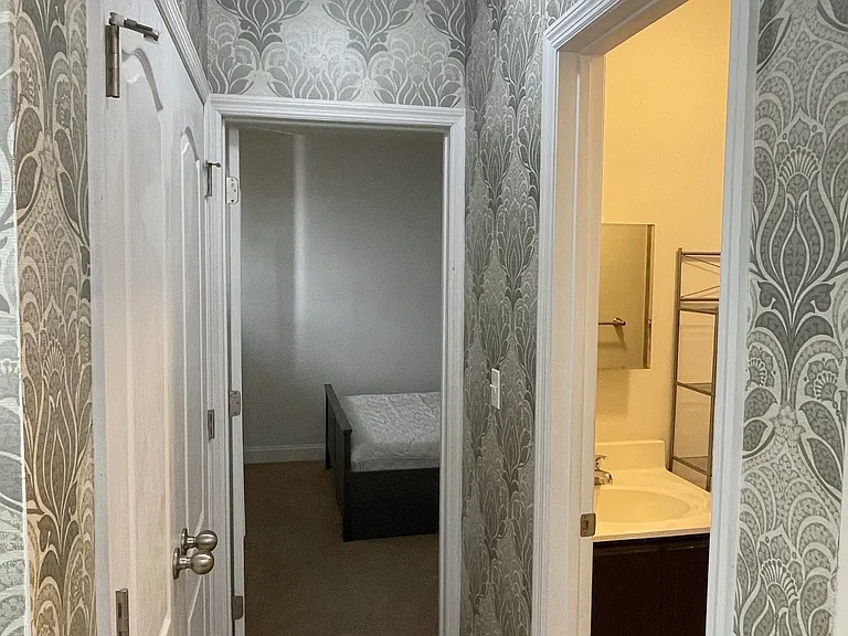 428 Gansevoort Blvd #B — Photo 7