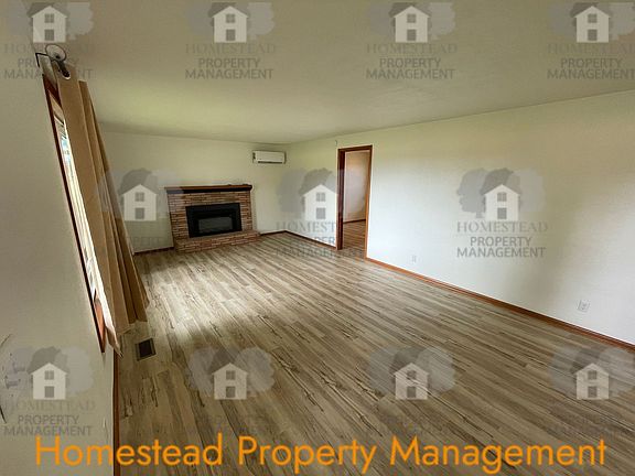 3rd image of 8555 Clow Corner Rd