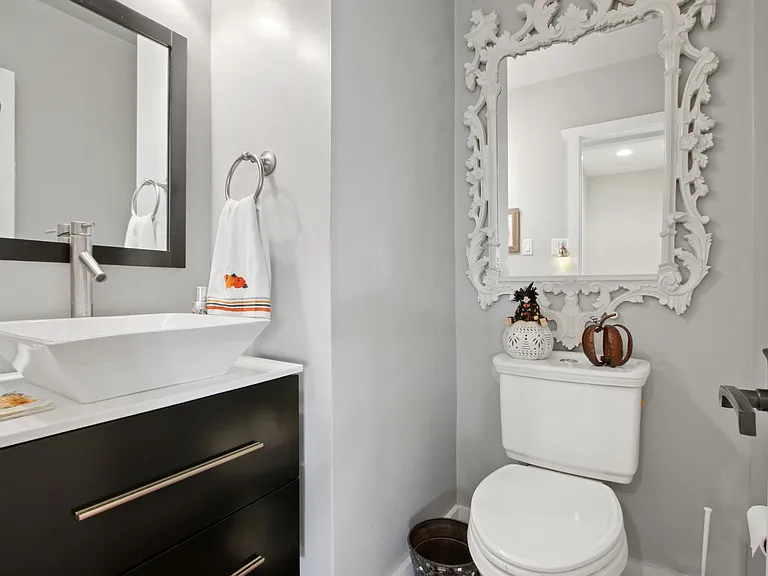 441 Calle De Aragon — Photo 11
