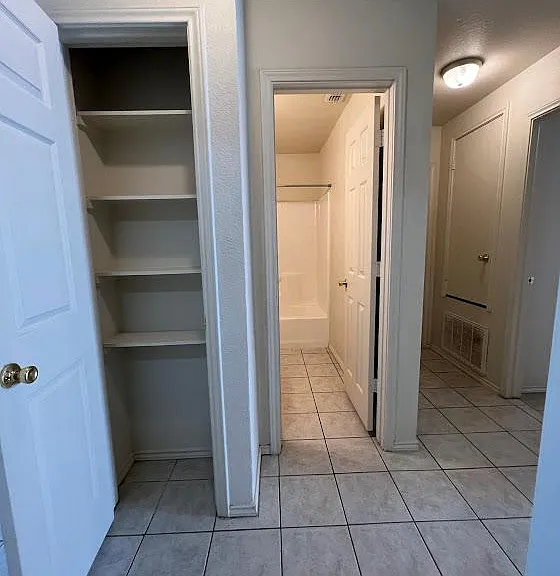1210 Chaparral St #13B — Photo 33