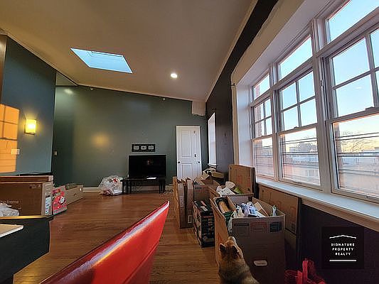 5th image of 81 E 28th St #D