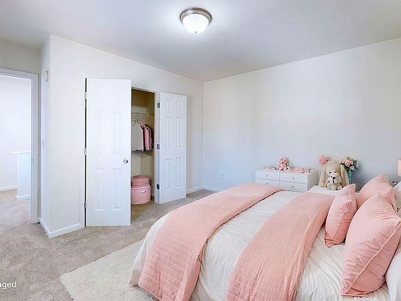 4th image of 12 Stratford Dr APT 108