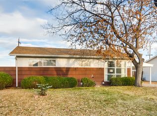 986 Paris St, Aurora, CO 80010