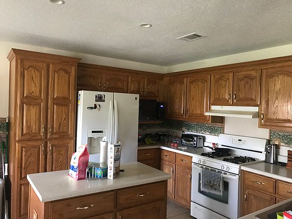 4th image of 10159 Candlestick Ln
