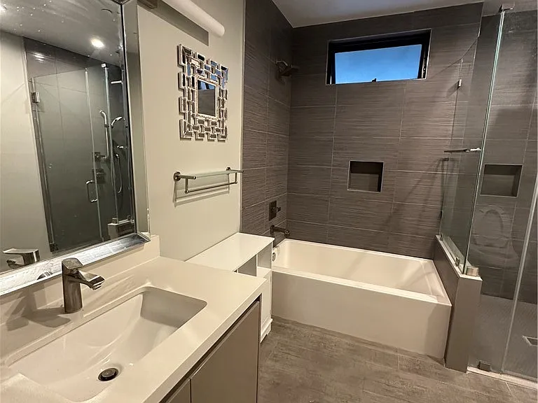 330 Salem St #102 — Photo 15