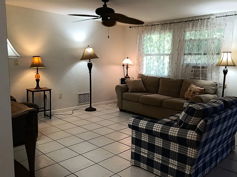 215 Zephyr Rd — Photo 6