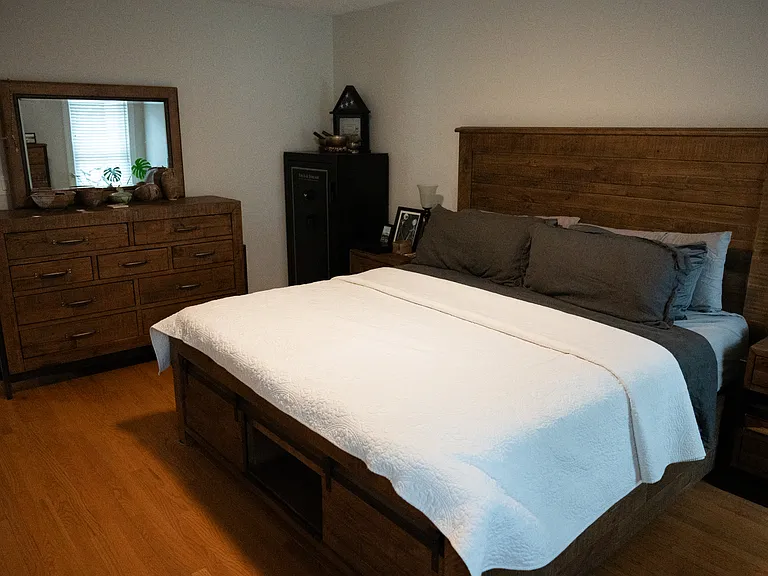 847 Stone Cross Dr — Photo 37