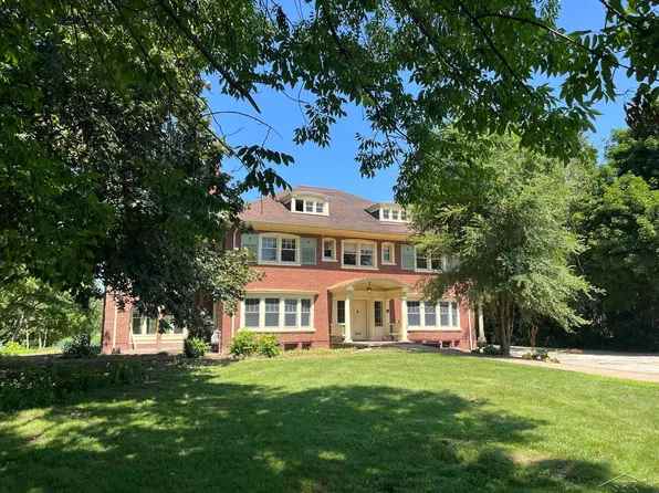 1647 S Washington Ave, Saginaw, MI 48601