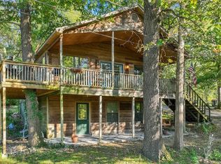 18932 N Shoreline Way, Fayetteville, AR 72703