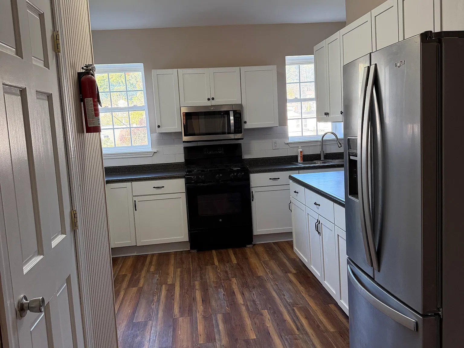 1721 Cotton St — Photo 3