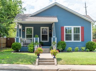 907 Coleman St, McKinney, TX 75069
