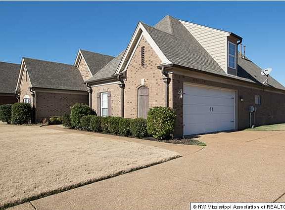3rd image of 3346 Maiden Ln