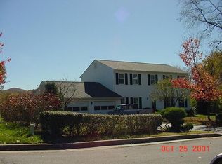 2612 Oak Hill Ln SW, Roanoke, VA