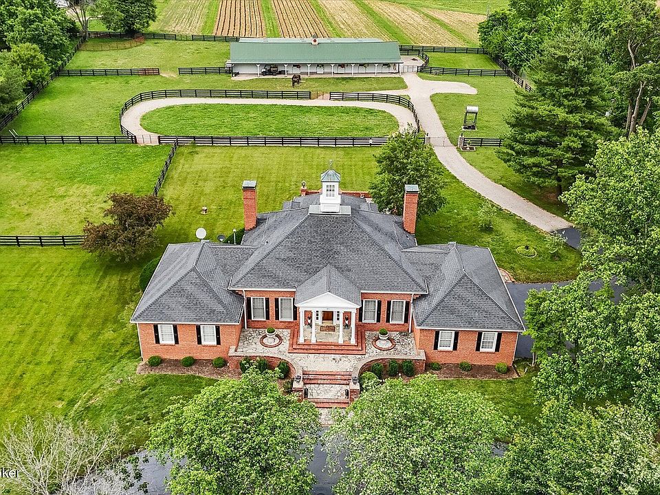 1st image of 181 Wedgewood Dr