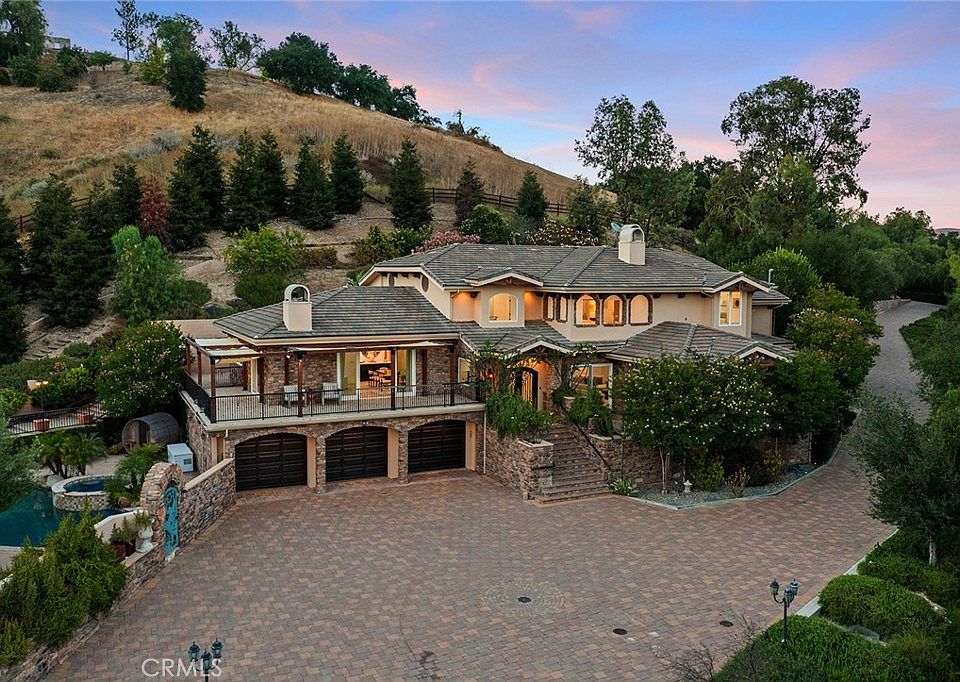 1st image of 6029 Fairview Pl