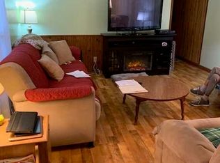 14 Blue Jay Ln, Hyde Park, NY 12538