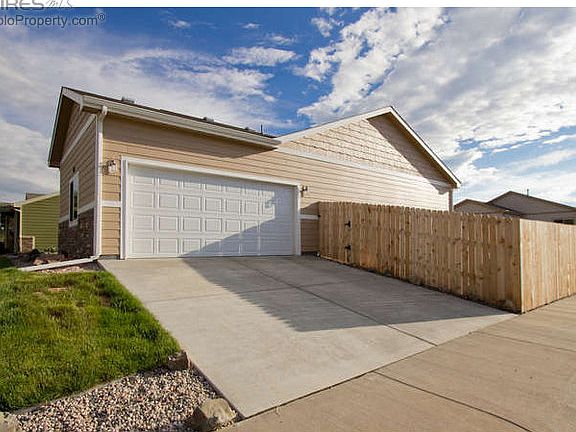 2nd image of 1451 S Cora Ave