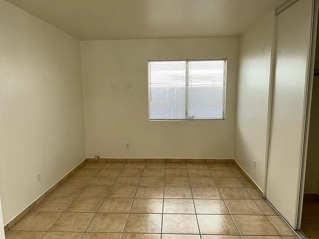 203 Breezy Shore Ave — Photo 11