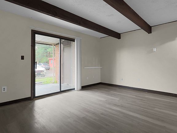 5th image of 2483-2539 Courtright Rd #2499