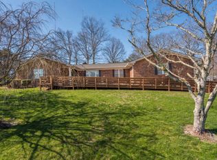 703 Timbercrest Dr, Clinton, TN 37716