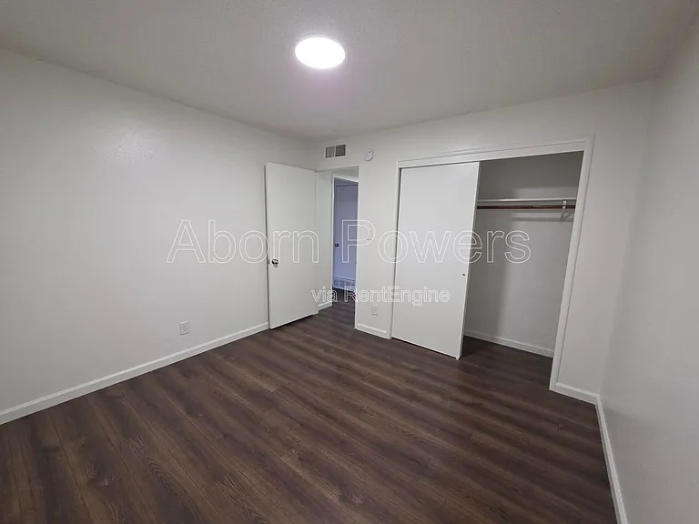 1215 Williams Way #4 — Photo 8