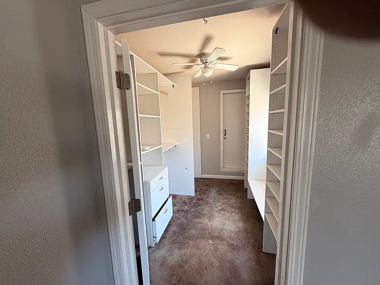243 Poplar Ave #2 — Photo 4