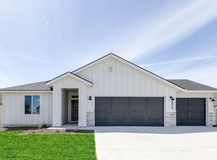 4916 Blue Silver St, Caldwell, ID 83605