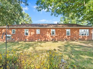 41 Curtis Chapel Rd, Mc Ewen, TN 37101