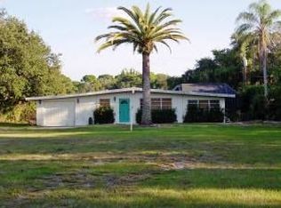 1628 Bayshore Dr, Englewood, FL 34223