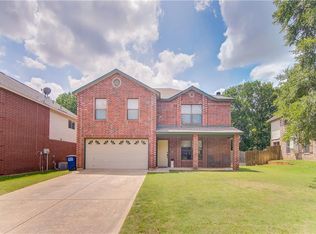 1903 Yellowstone Ln, Corinth, TX 76210