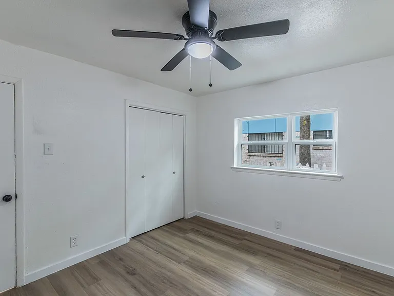 7516 Olusta Dr — Photo 18