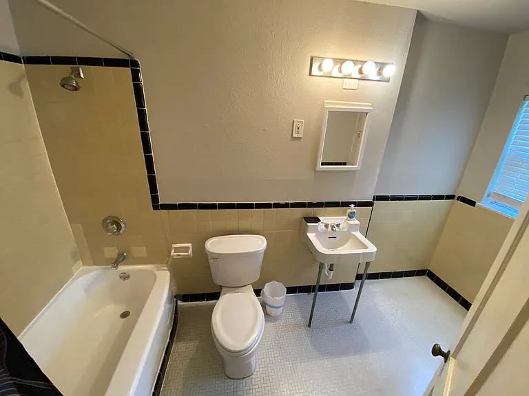 2285 Long St #3 — Photo 13