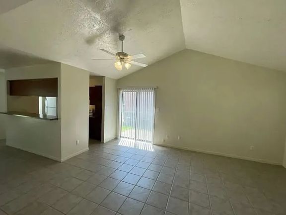 5th image of 2525 Cypress Dr