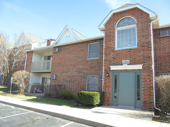 1380 Cunat Ct APT 2A, Lake In The Hills, IL 60156