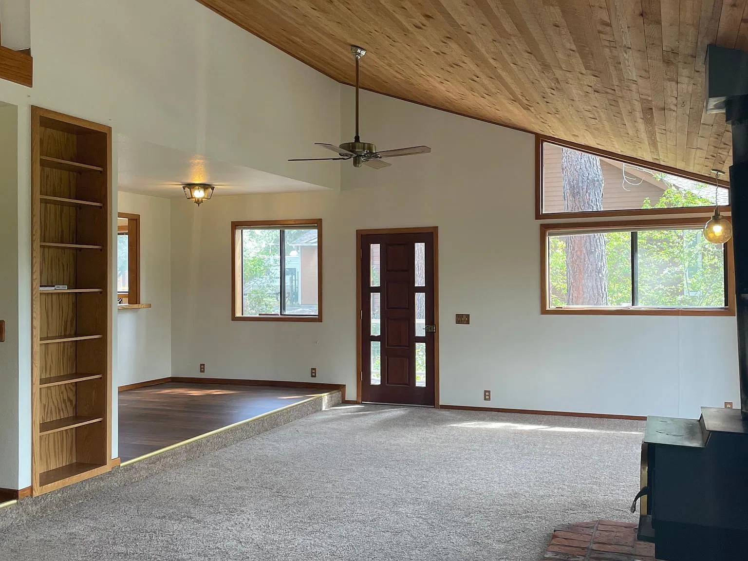 2 bed, 1680 sqft, $2,195 — Photo 2