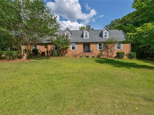 1131 Hollow Creek Ln, Watkinsville, GA 30677