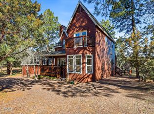 2232 Forest Park Dr, Overgaard, AZ 85933