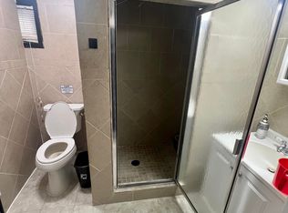 (Undisclosed Address), Saint Albans, NY 11412