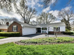 5531 Ridgewood Dr, Western Springs, IL 60558